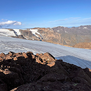 Travesia Øksfjordjøkelen