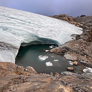 Travesia Øksfjordjøkelen