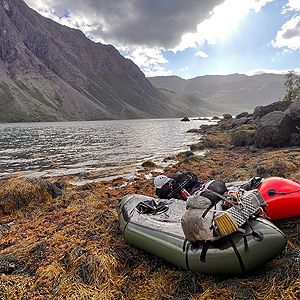 Travesia Øksfjordjøkelen